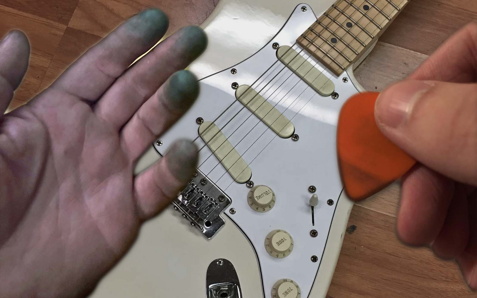 Black Fingertips From Guitar Playing, Stained Fingers From Strings