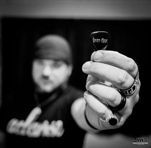 New Stone Guitar Picks - Crystalline Tone & Solid Durability - iron age guitar accessories