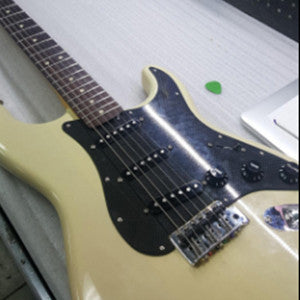 carbon fiber guitar pickguard