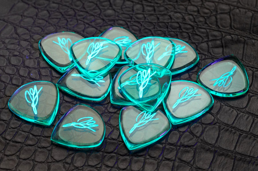 glowing signature picks