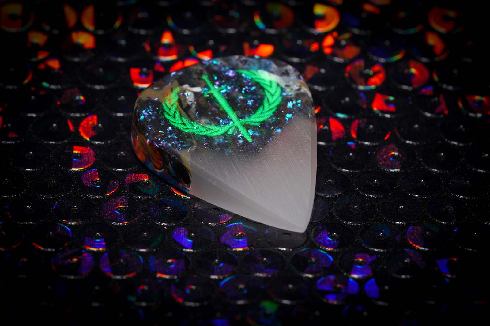 Featured: Kaotic Resin Guitar Picks - Hyperion