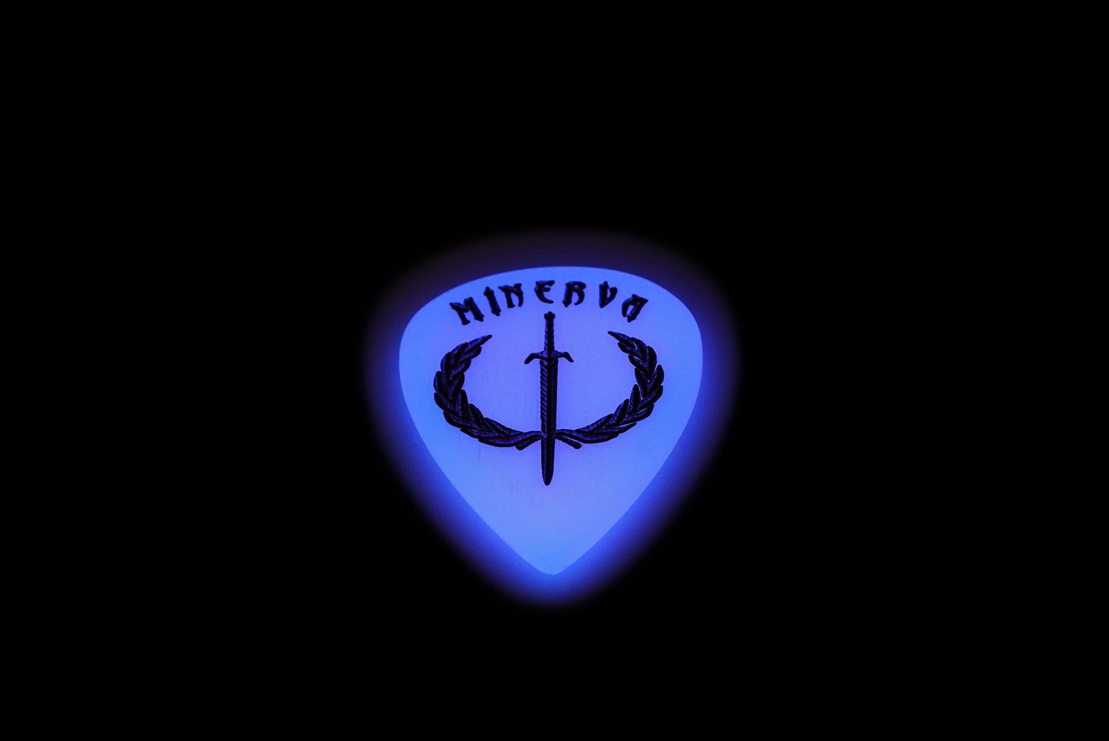 Minerva Glow Pick