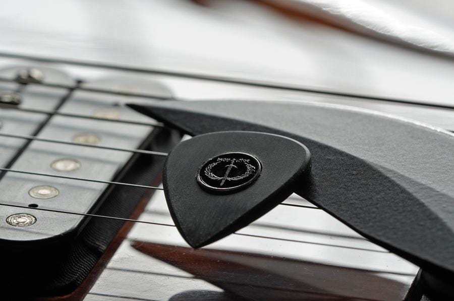 Spearhead Performance Plectrum Iron Age Guitar Accessories